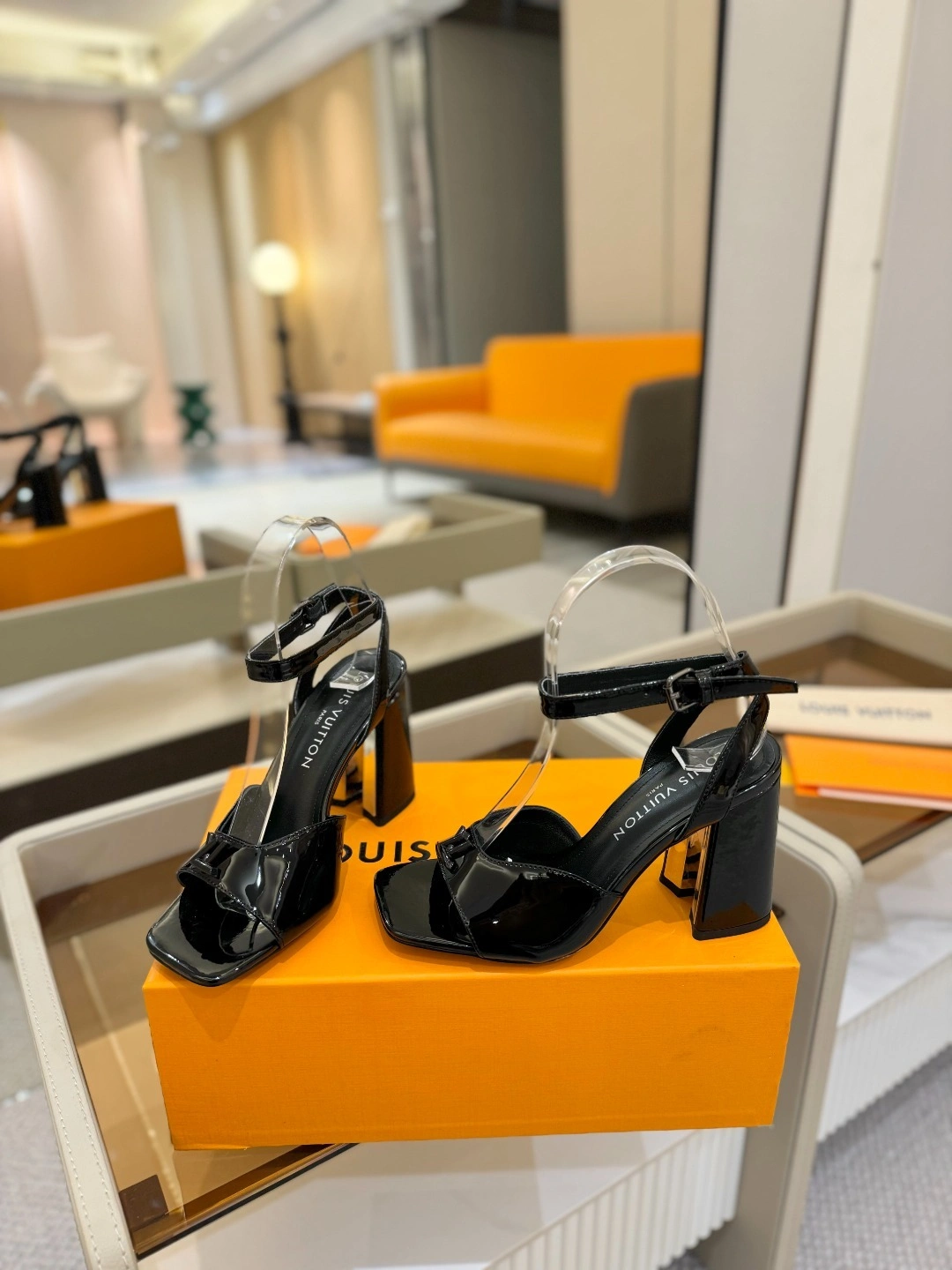 COCO-- 8V 1AGUSK Calfskin goatskin Heel height：8.5CM item:E-X158D4115